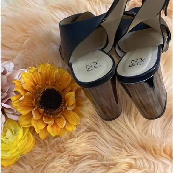 Mirrored Block Smoke Heeled Crossover Sandals By  NY & Company Size 8 EUC - Picture 5 of 7